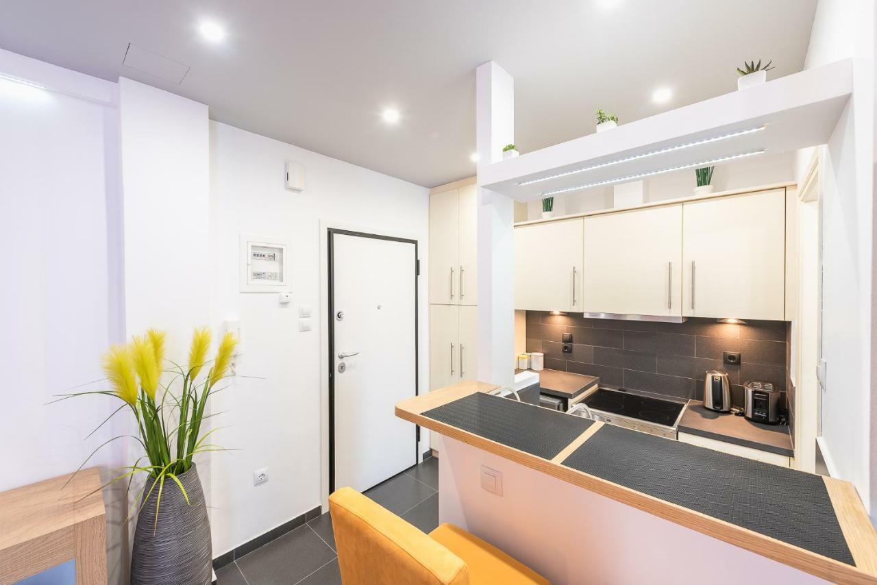 Acropolis Foothill Apartment Athena Bagian luar foto